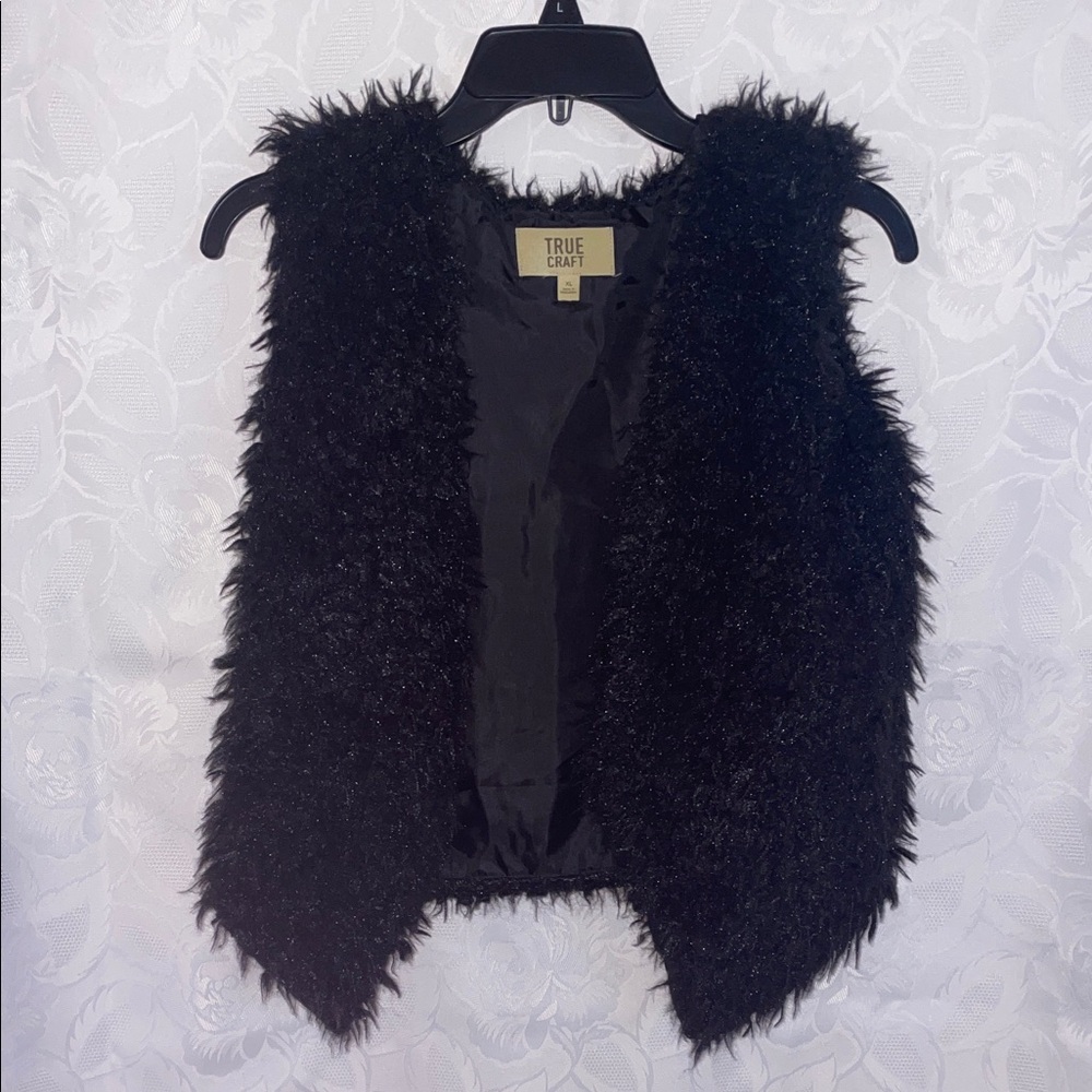 True Craft Girl’s Black Faux Fur Vest